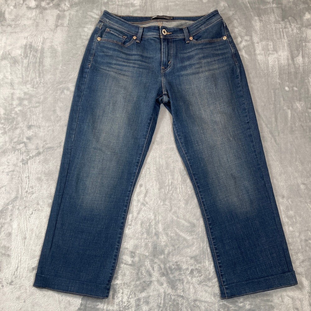 Levis Jeans Womens Size 12M 529 Curvy Bootcut Medium Wash Blue Denim W31 L24